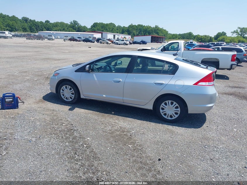 2010 Honda Insight VIN JHMZE2H51AS030987 IAAI salvage auction — NORMAL WEAR, Clear (Delaware), sold $200 on 2026-07-30 (photo 3)