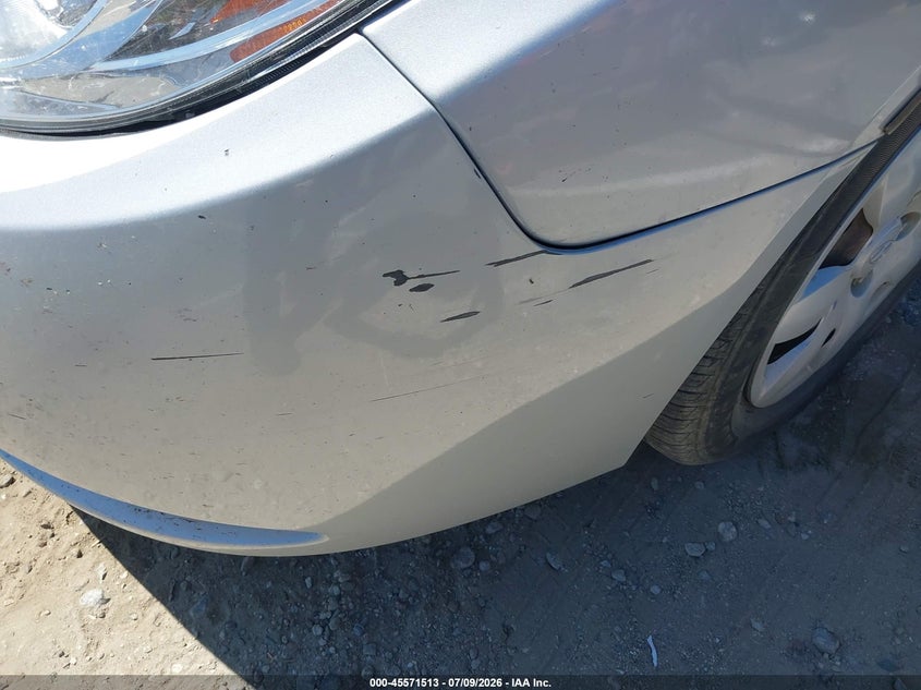 2007 Hyundai Elantra VIN KMHDU46D67U168974 IAAI salvage auction — LEFT FRONT, Clear - Dealer Only (California), sold $475 on 2026-07-22 (photo 6)