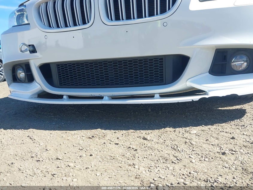 2015 BMW 5er VIN WBA5B3C51FD546572 IAAI salvage auction — FRONT END, Bill Of Sale (Washington), sold $5,825 on 2026-08-11 (photo 6)