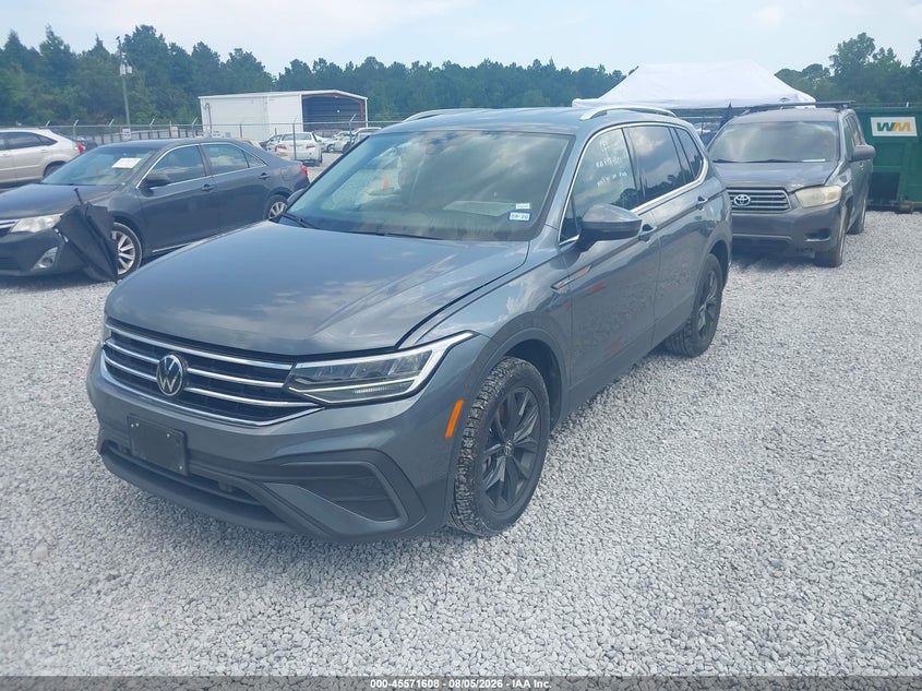 2024 Volkswagen Tiguan VIN 3VV2B7AX0RM194936 IAAI salvage auction — NORMAL WEAR, Salvage Title, sold $11,100 on 2026-08-10 (photo 2)