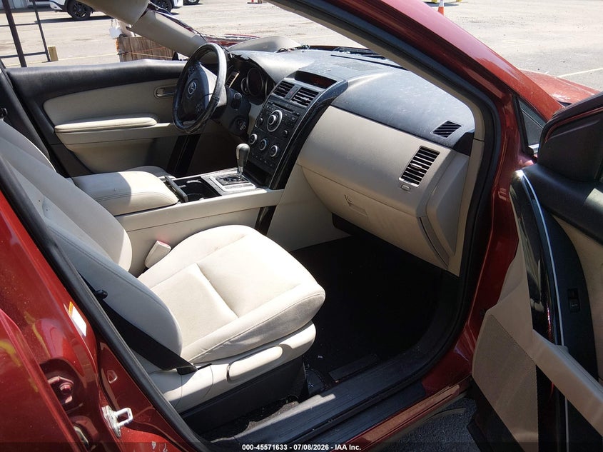 2009 Mazda Cx-9 VIN JM3TB38VX90173571 IAAI salvage auction — ROOF, Salvage (Connecticut), sold $350 on 2026-07-23 (photo 5)