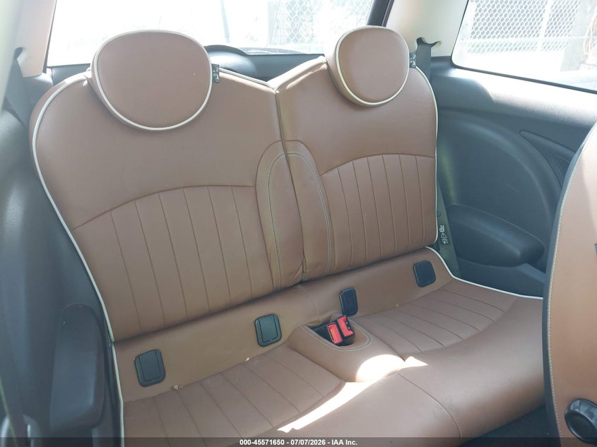 2010 Mini Cooper VIN WMWMF7C53ATW88489 IAAI salvage auction — SIDE, Rebuildable (Florida), sold $1,450 on 2026-07-16 (photo 8)