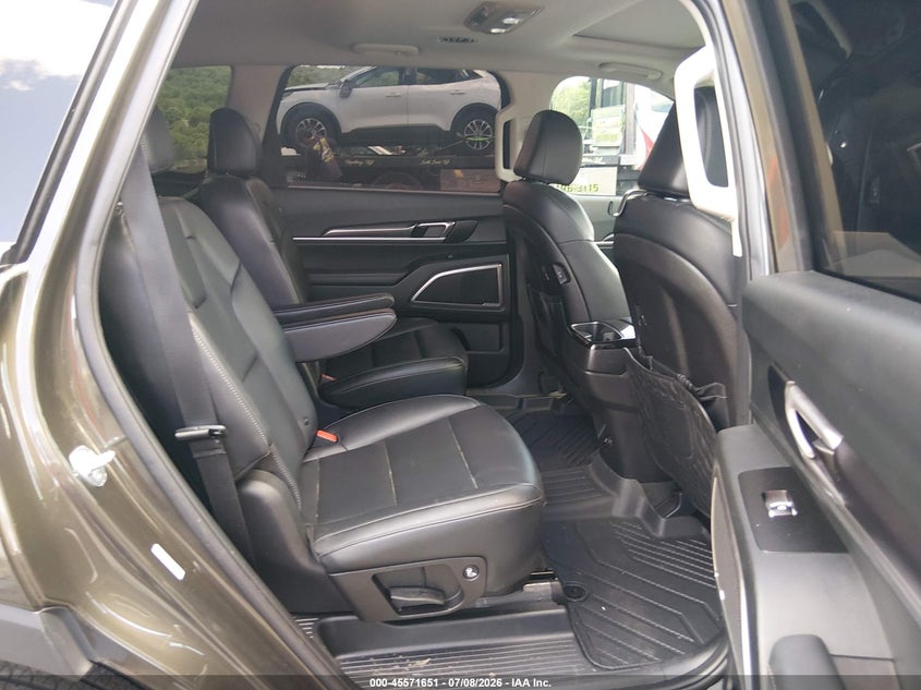 2025 Kia Telluride VIN 5XYP6DGC7SG664717 IAAI salvage auction — REAR END, Salvage Title, sold $13,400 on 2026-08-02 (photo 8)