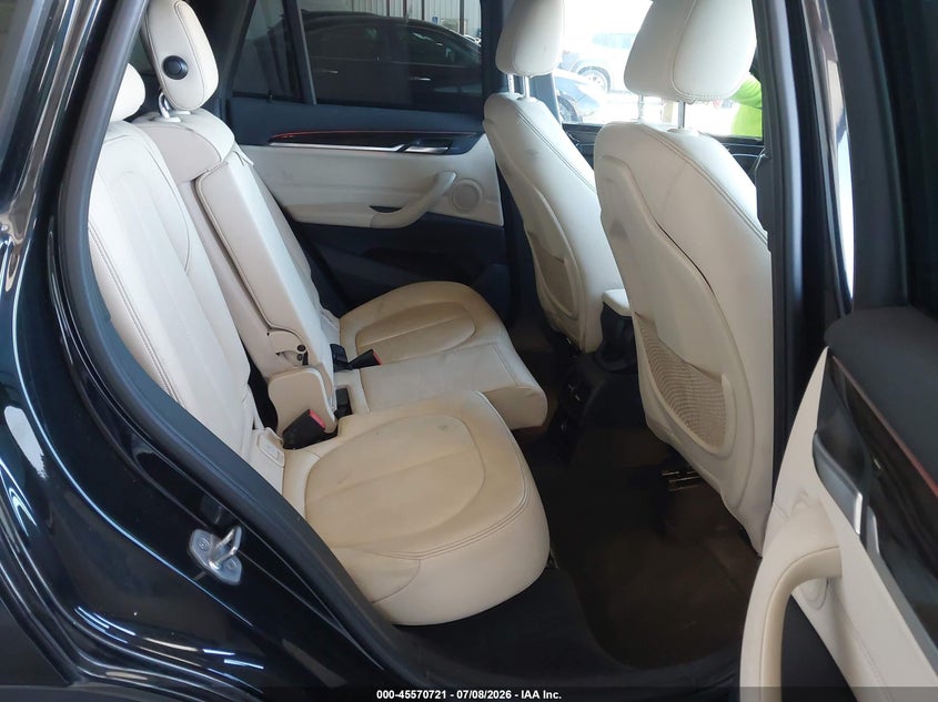2016 BMW X1 VIN WBXHT3C33G5E50164 IAAI salvage auction — LEFT REAR, Salvage Title, sold $3,300 on 2026-07-30 (photo 8)