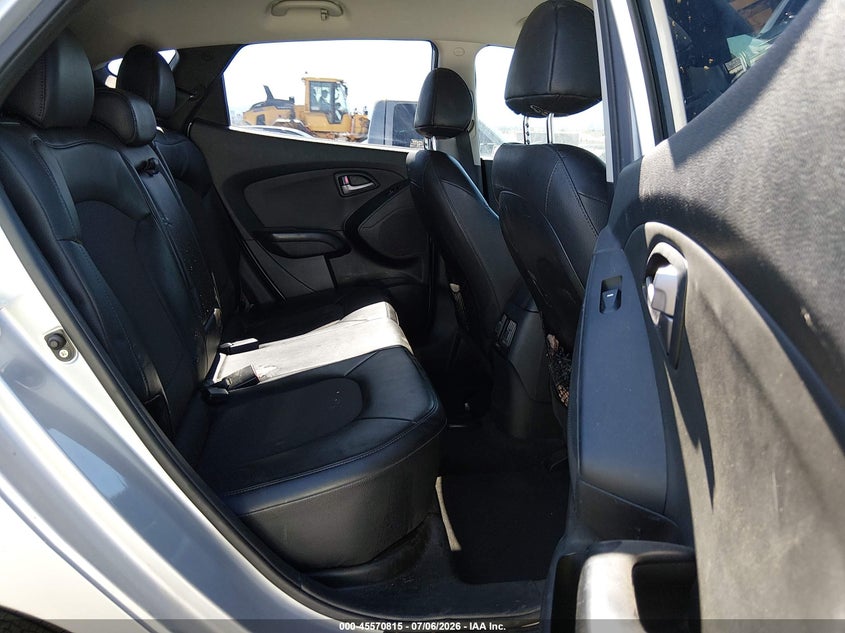 2014 Hyundai Tucson VIN KM8JU3AG3EU803807 IAAI salvage auction — NORMAL WEAR, Salvage Title, sold $700 on 2026-07-24 (photo 8)