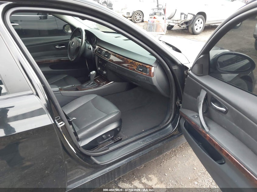 2008 BMW 3er VIN WBAVC935X8K041645 IAAI salvage auction — FRONT END, Clear (Virginia), sold $450 on 2026-07-29 (photo 5)