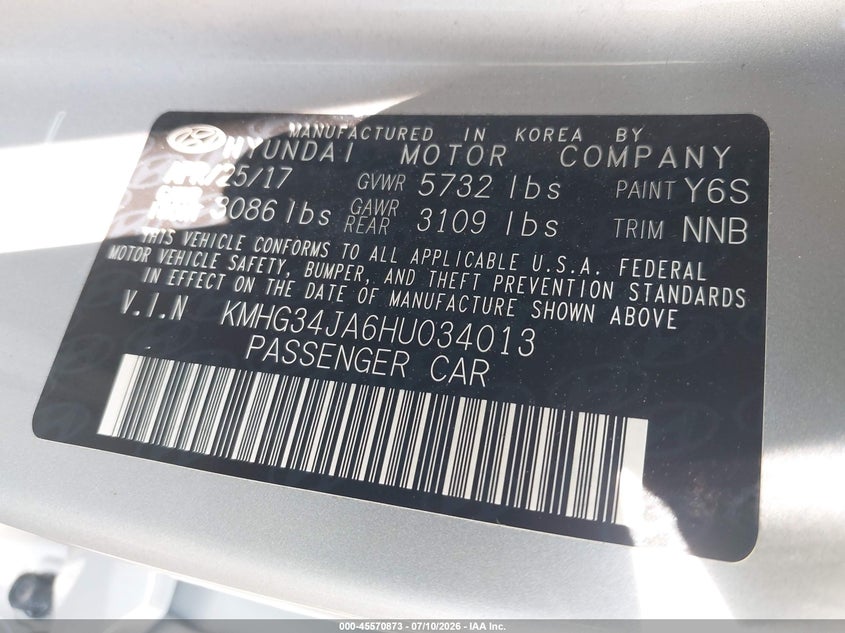 2017 Genesis G90 VIN KMHG34JA6HU034013 IAAI salvage auction — NORMAL WEAR, Clear (New York), sold $9,750 on 2026-07-28 (photo 9)
