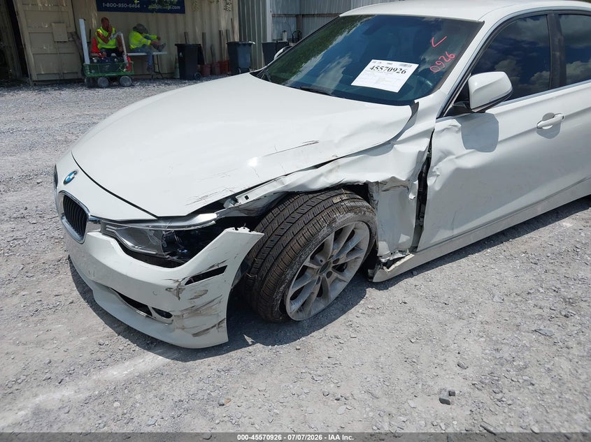 2015 BMW 3er VIN WBA3B1C57FK136768 IAAI salvage auction — LEFT FRONT, Rebuildable (Florida), sold $850 on 2026-08-13 (photo 6)