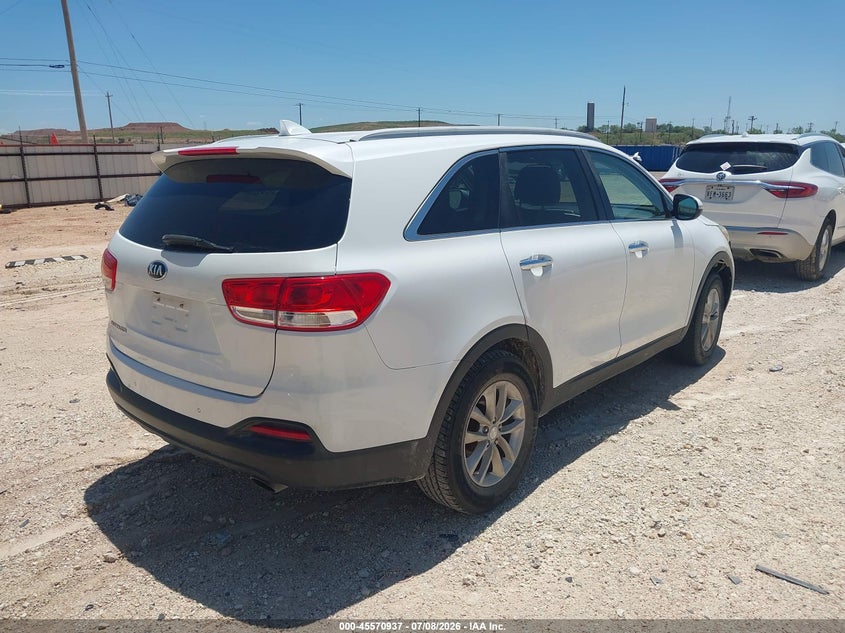 2017 Kia Sorento VIN 5XYPG4A34HG251684 IAAI salvage auction — NORMAL WEAR, Original (Texas), sold $1,425 on 2026-07-16 (photo 4)