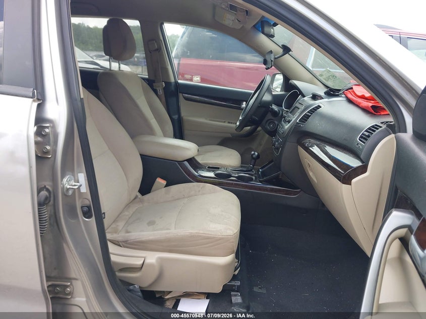 2014 Kia Sorento VIN 5XYKTCA68EG544817 IAAI salvage auction — RIGHT SIDE, Nrc Lienholder Repossession Paperwork (Georgia), sold $375 on 2026-07-28 (photo 5)