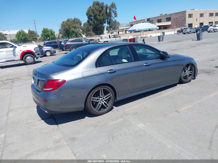 2019 Mercedes-benz E-klasse VIN WDDZF4JB5KA529735 IAAI salvage auction — UNDERCARRIAGE, Wait Title, sold $8,600 on 2026-08-03 (photo 4)