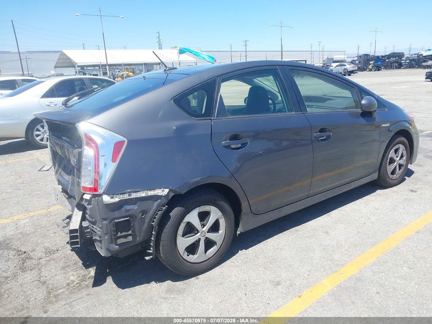 2015 Toyota Prius VIN JTDKN3DUXF0398965 IAAI salvage auction — REAR END, Salvage Title, sold $1,025 on 2026-07-28 (photo 4)