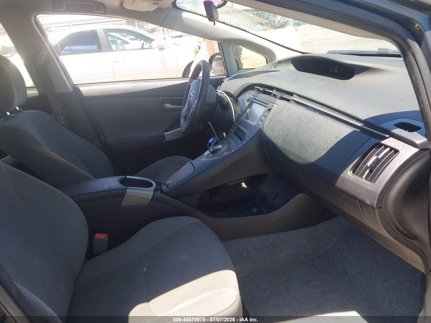 2015 Toyota Prius VIN JTDKN3DUXF0398965 IAAI salvage auction — REAR END, Salvage Title, sold $1,025 on 2026-07-28 (photo 5)