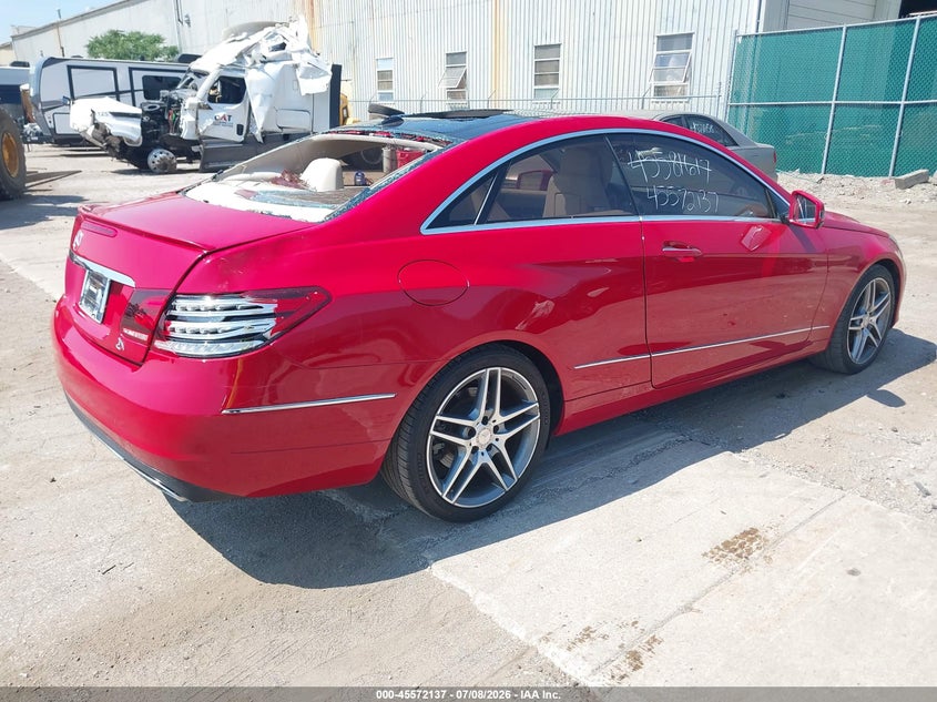 2015 Mercedes-benz E-klasse VIN WDDKJ6FB0FF297249 IAAI salvage auction — STORM DAMAGE, Salvage (Indiana), sold $2,550 on 2026-07-28 (photo 4)