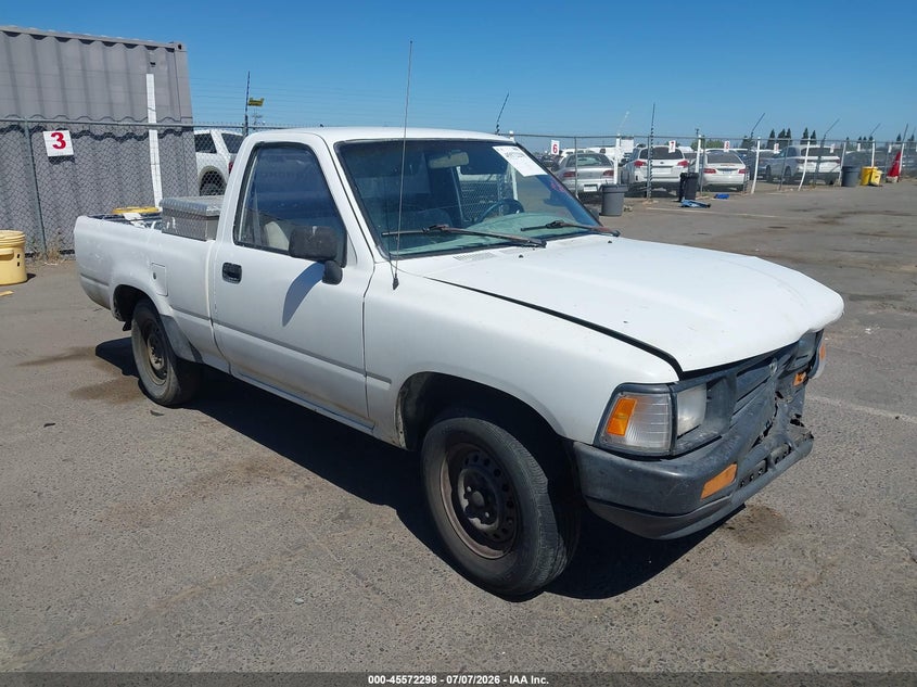 1992 Toyota Pickup VIN JT4RN81A7N0090432 IAAI salvage auction — LEFT FRONT, Salvage (California), sold $850 on 2026-07-29 (photo 1)