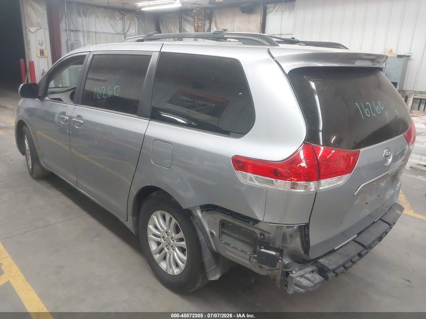 2013 Toyota Sienna VIN 5TDYK3DC9DS284959 IAAI salvage auction — REAR END, Salvage (Arizona), sold $2,450 on 2026-07-28 (photo 3)