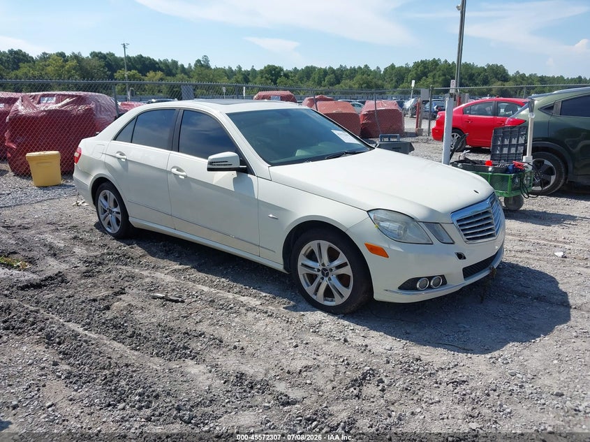2011 Mercedes-benz E-class VIN WDDHF2EB1BA498641 IAAI salvage auction — NORMAL WEAR, Clear (Florida), sold $375 on 2026-07-30 (photo 1)