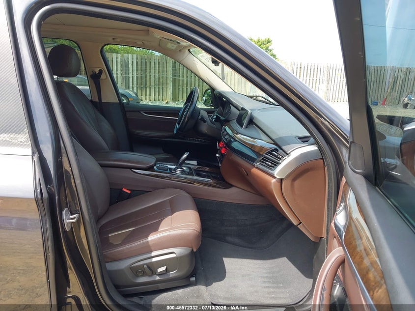2014 BMW X5 VIN 5UXKR0C52E0K51310 IAAI salvage auction — TRANSMISSION, Salvage (Virginia), sold $1,950 on 2026-07-27 (photo 5)