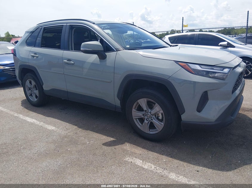 2022 Toyota Rav 4 VIN 2T3W1RFV0NW187368 IAAI salvage auction — WATER/FLOOD, Salvage Title, sold $9,900 on 2026-07-29 (photo 1)
