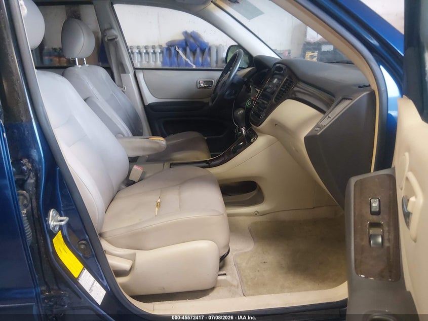 2003 Toyota Highlander VIN JTEHF21A230111847 IAAI salvage auction — NORMAL WEAR, Clear (Virginia), sold $350 on 2026-07-21 (photo 5)