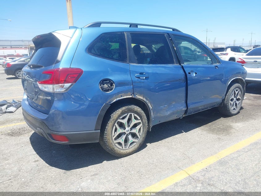 2020 Subaru Forester VIN JF2SKAJC4LH608550 IAAI salvage auction — FRONT END, Salvage (California), sold $3,600 on 2026-07-28 (photo 4)