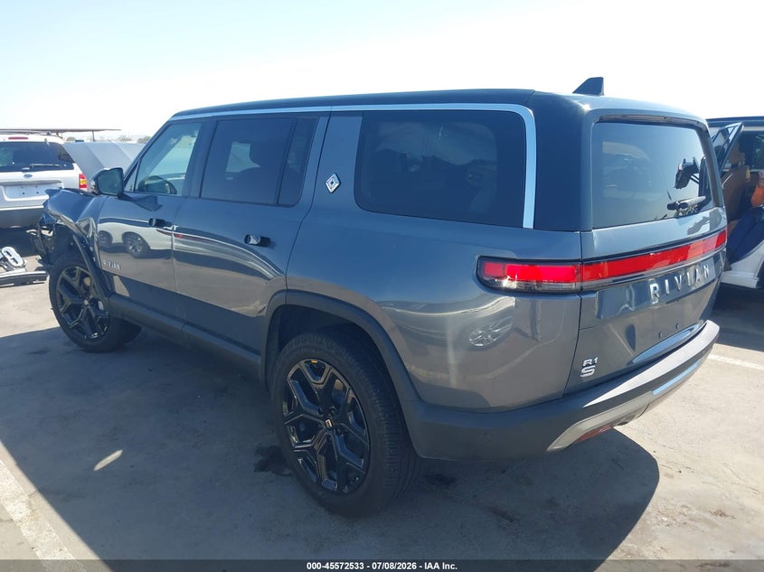 2024 Rivian R1s VIN 7PDSGBBA3RN036201 IAAI salvage auction — FRONT END, Salvage Title, sold $5,200 on 2026-09-08 (photo 3)