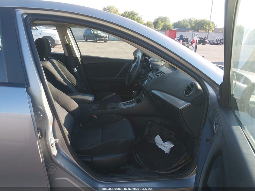 2011 Mazda 3 VIN JM1BL1VG0B1470305 IAAI salvage auction — ALL OVER, Salvage (Idaho), sold $400 on 2026-07-17 (photo 5)
