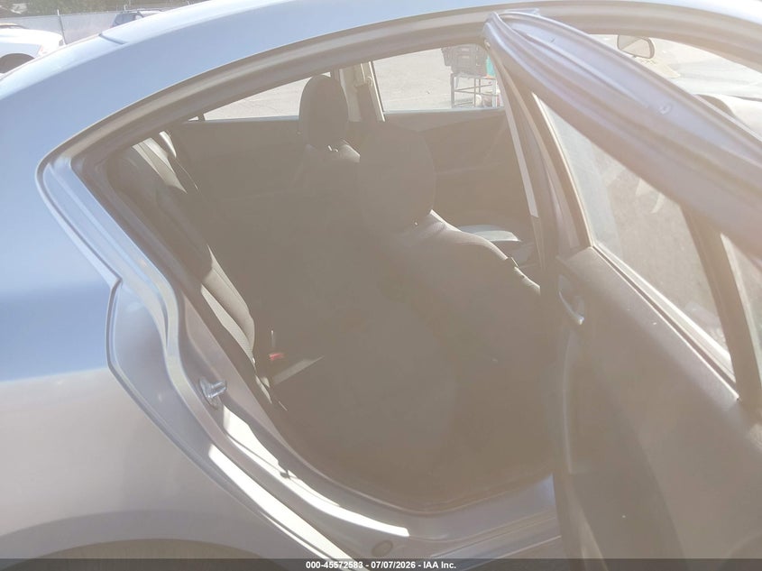 2011 Mazda 3 VIN JM1BL1VG0B1470305 IAAI salvage auction — ALL OVER, Salvage (Idaho), sold $400 on 2026-07-17 (photo 8)