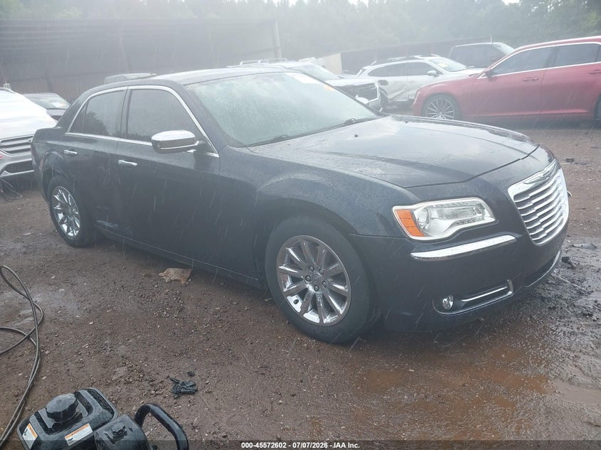 2012 Chrysler 300 VIN 2C3CCACG8CH138666 IAAI salvage auction — RIGHT SIDE, Salvage (Alabama), sold $650 on 2026-07-31 (photo 1)