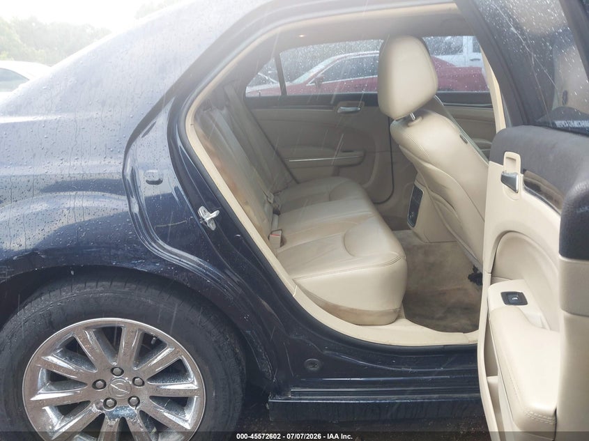 2012 Chrysler 300 VIN 2C3CCACG8CH138666 IAAI salvage auction — RIGHT SIDE, Salvage (Alabama), sold $650 on 2026-07-31 (photo 8)