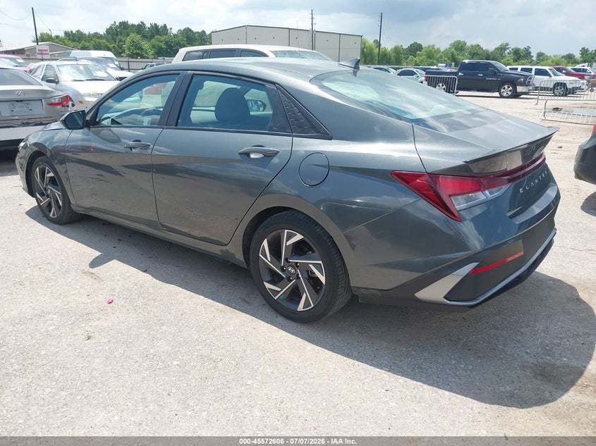 2025 Hyundai Elantra VIN KMHLM4DG8SU965180 IAAI salvage auction — RIGHT FRONT, Original (Texas), sold $6,125 on 2026-07-29 (photo 3)
