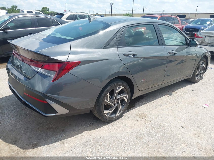 2025 Hyundai Elantra VIN KMHLM4DG8SU965180 IAAI salvage auction — RIGHT FRONT, Original (Texas), sold $6,125 on 2026-07-29 (photo 4)