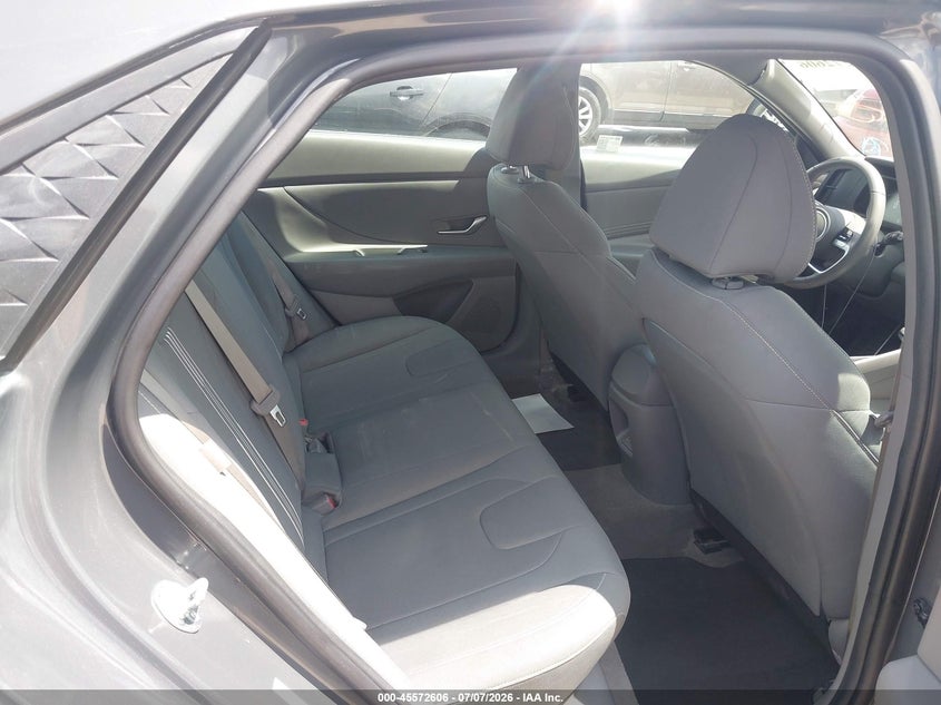 2025 Hyundai Elantra VIN KMHLM4DG8SU965180 IAAI salvage auction — RIGHT FRONT, Original (Texas), sold $6,125 on 2026-07-29 (photo 8)