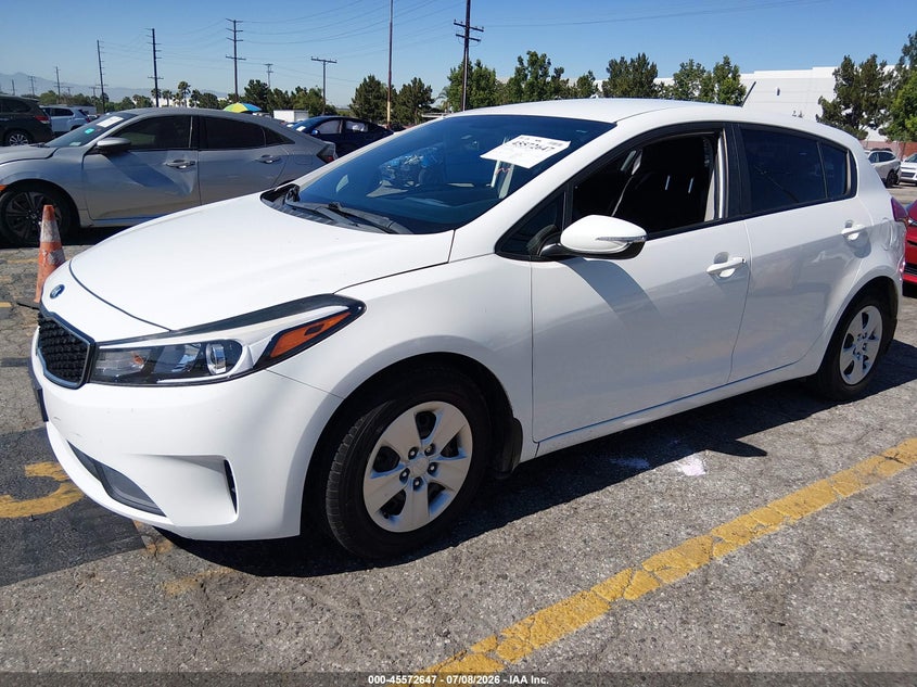 2017 Kia Forte VIN KNAFK5A80H5668088 IAAI salvage auction — RIGHT FRONT, Salvage (California), sold $1,650 on 2026-08-01 (photo 2)