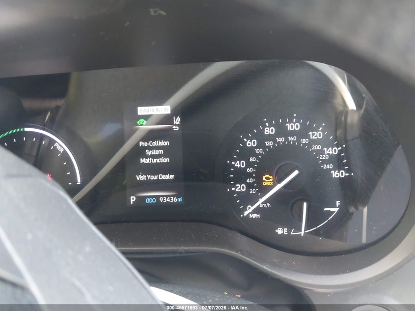 2021 Toyota Sienna VIN 5TDKRKEC4MS049430 IAAI salvage auction — FRONT END, Salvage Title, sold $7,600 on 2026-07-31 (photo 7)