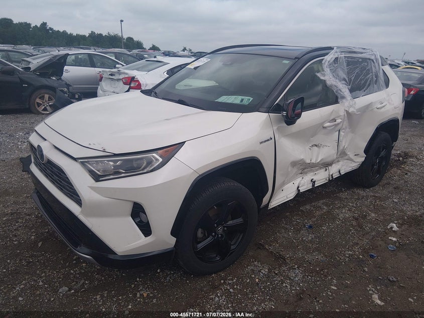 2019 Toyota Rav 4 VIN JTMEWRFV4KJ007204 IAAI salvage auction — LEFT FRONT, Salvage Title, sold $10,100 on 2026-08-01 (photo 2)