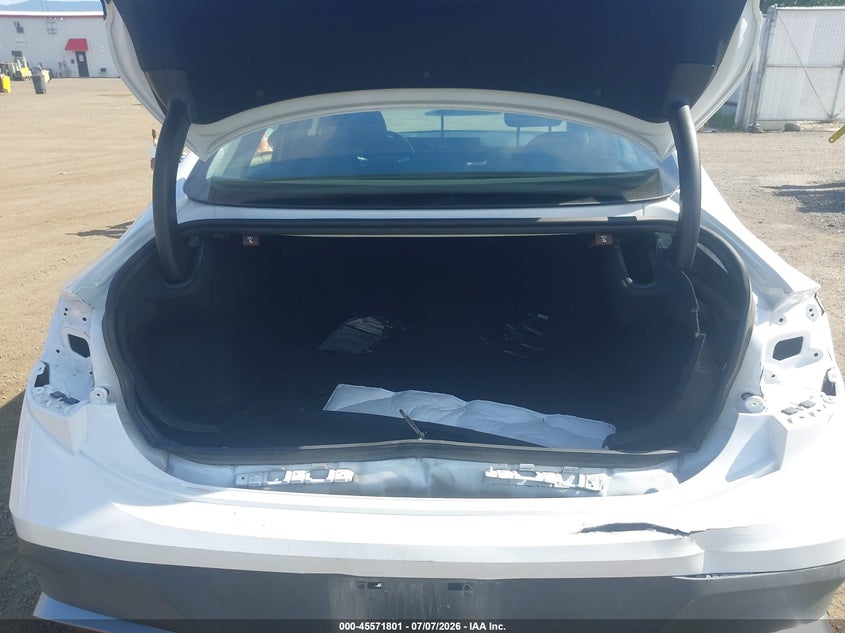 2026 Hyundai Sonata VIN KMHL24JJ4TA157742 IAAI salvage auction — REAR END, Salvage Title, sold $9,800 on 2026-07-11 (photo 6)