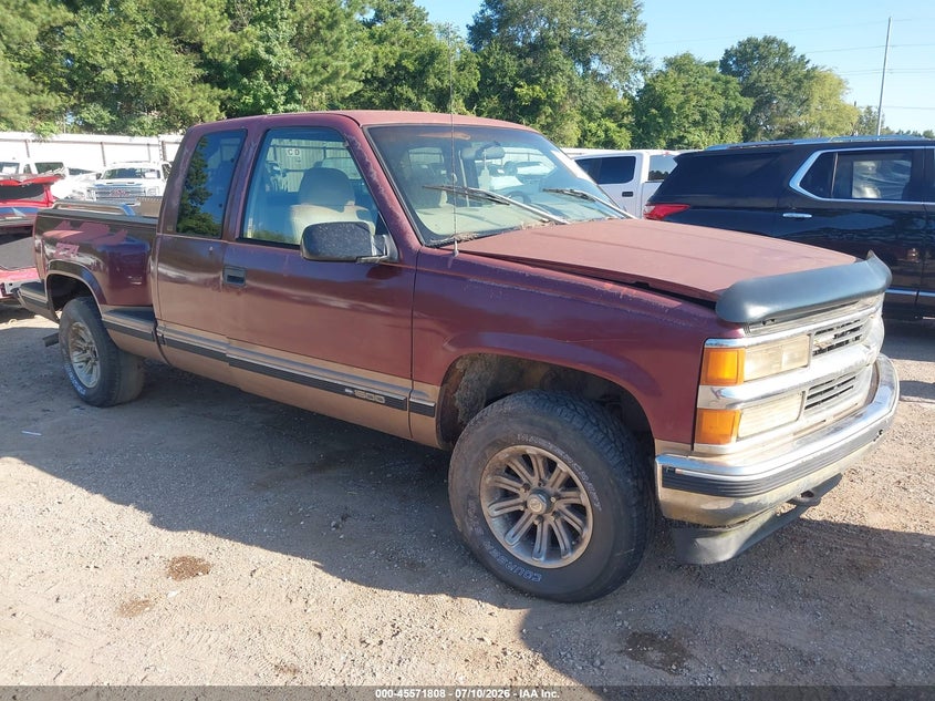 1998 Chevrolet C/k 1500 VIN 2GCEK19R3W1166100 — IAAI salvage auction photo