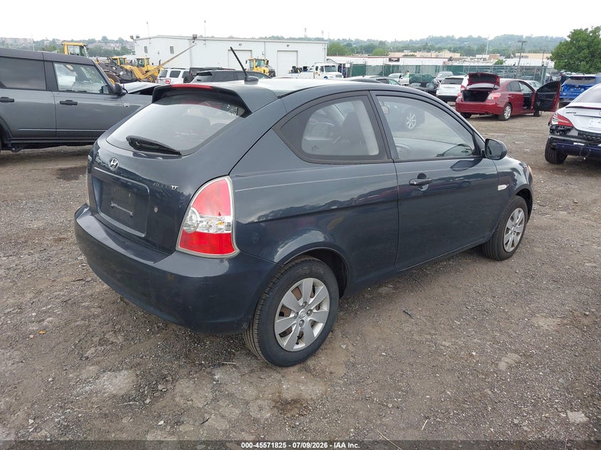 2011 Hyundai Accent VIN KMHCM3AC7BU191502 IAAI salvage auction — NORMAL WEAR, Clear (Pennsylvania), sold $325 on 2026-07-17 (photo 4)