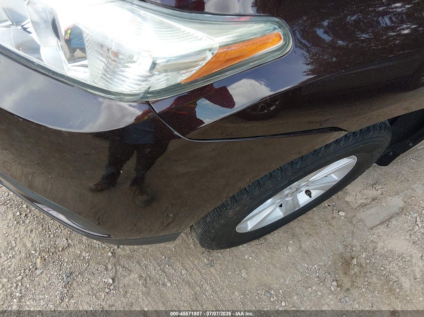 2013 Toyota Highlander VIN 5TDZA3EH2DS041897 IAAI salvage auction — NORMAL WEAR, Clear (Indiana), sold $3,200 on 2026-07-29 (photo 6)