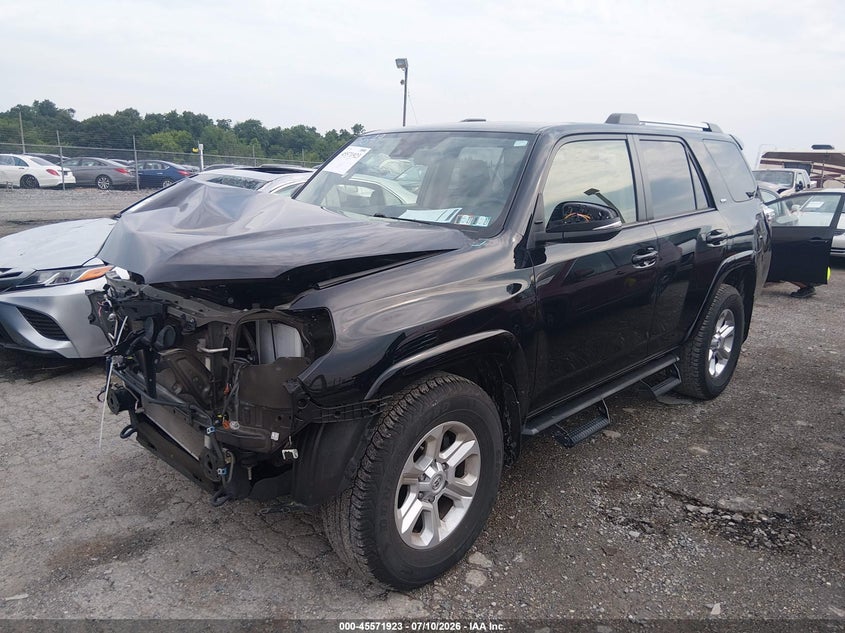 2022 Toyota 4runner VIN JTEFU5JR2N5268336 IAAI salvage auction — RIGHT FRONT, Salvage (Pennsylvania), sold $10,700 on 2026-07-29 (photo 2)