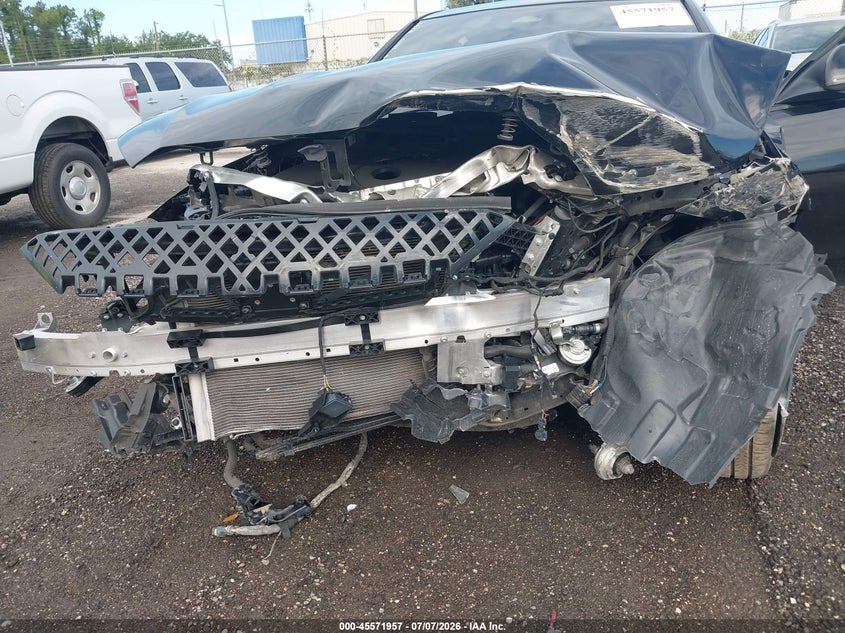 2023 Mercedes-benz C-klasse VIN W1KAF4GB5PR089061 IAAI salvage auction — FRONT END, Clear (Florida), sold $3,825 on 2026-07-29 (photo 6)