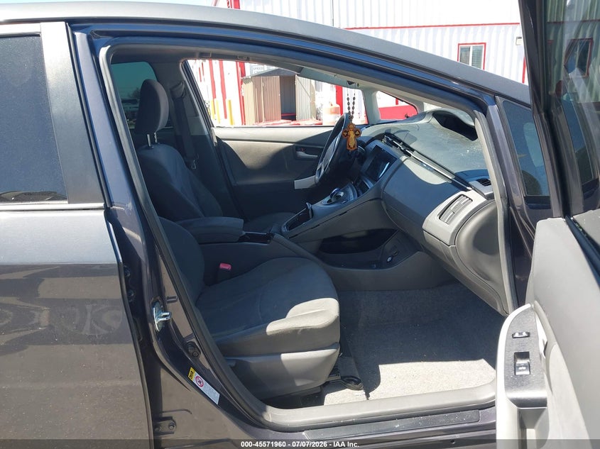 2010 Toyota Prius VIN JTDKN3DU8A0154577 IAAI salvage auction — LEFT FRONT, Non-Repairable (California), sold $600 on 2026-07-30 (photo 5)