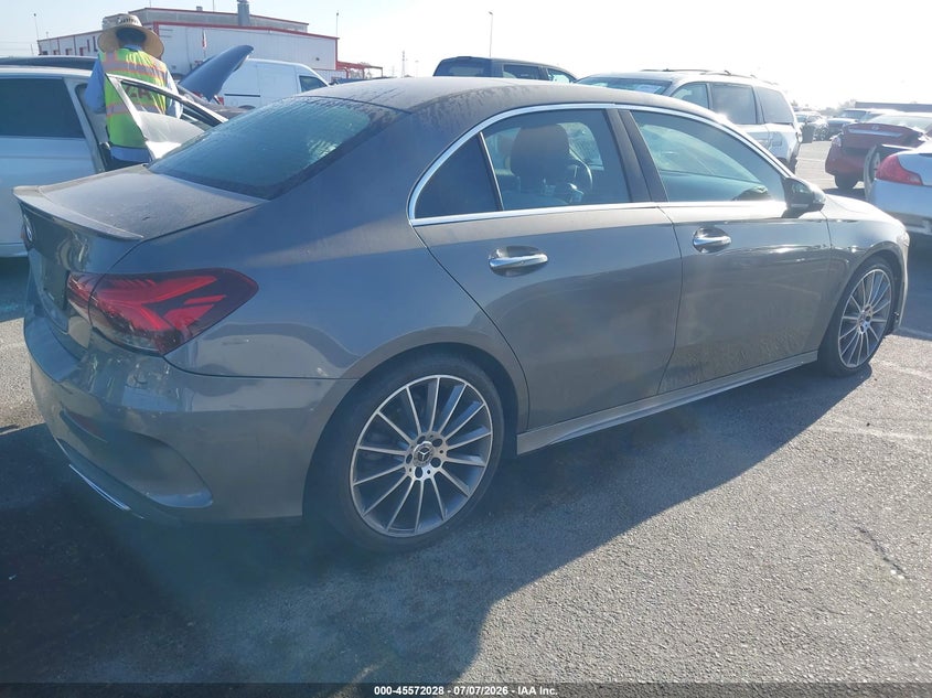 2019 Mercedes-benz A-klasse VIN WDD3G4EB3KW006374 IAAI salvage auction — LEFT REAR, Salvage (California), sold $6,600 on 2026-07-30 (photo 4)