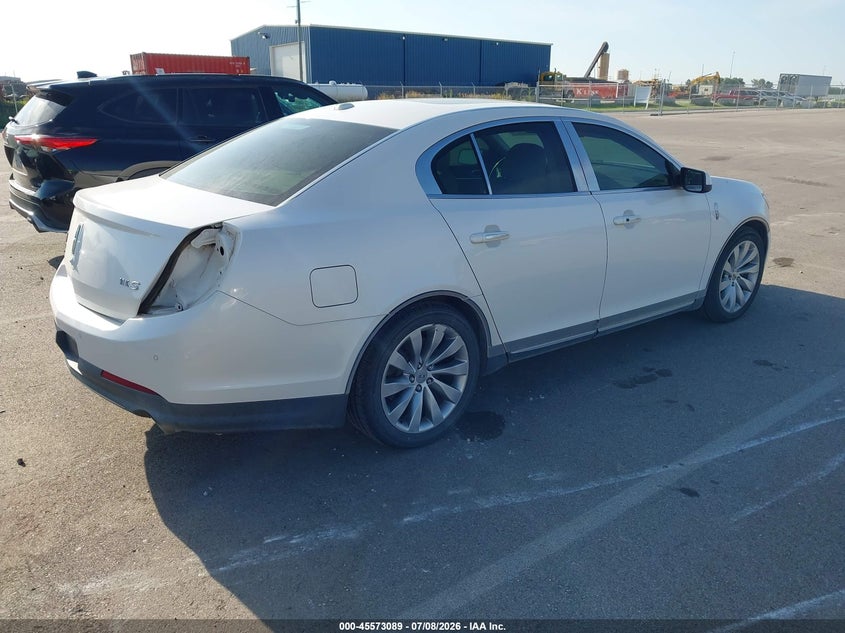 2014 Lincoln Mks VIN 1LNHL9DK0EG601235 IAAI salvage auction — REAR END, Salvage Title, sold $1,850 on 2026-08-01 (photo 4)