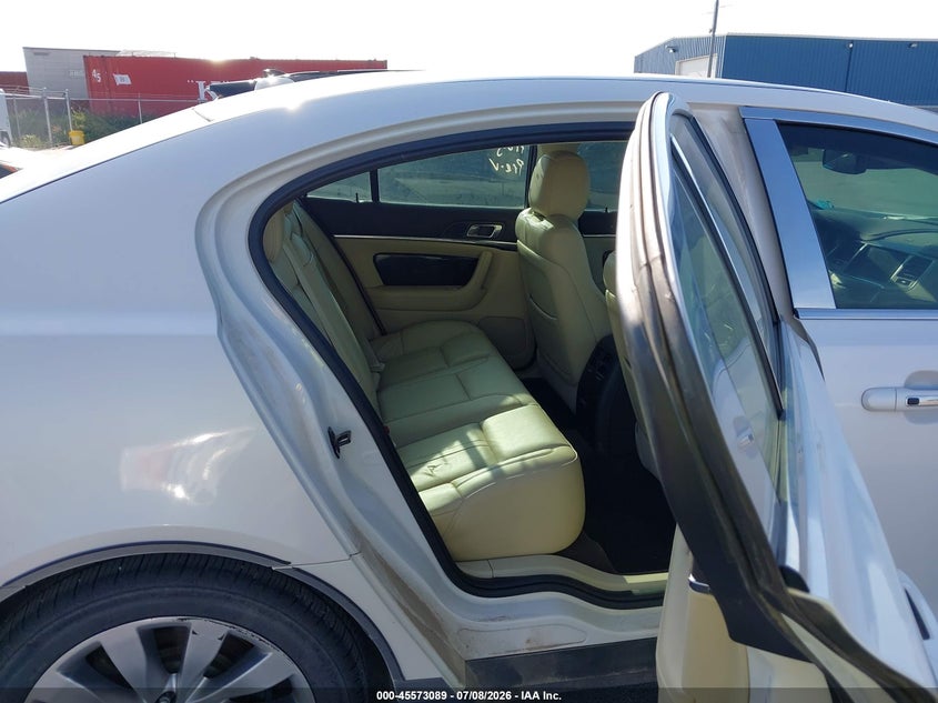 2014 Lincoln Mks VIN 1LNHL9DK0EG601235 IAAI salvage auction — REAR END, Salvage Title, sold $1,850 on 2026-08-01 (photo 8)