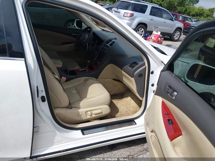 2008 Lexus Es 350 VIN JTHBJ46GX82220908 IAAI salvage auction — SIDE, Salvage - Greater Than 75% (Maryland), sold $750 on 2026-08-02 (photo 5)