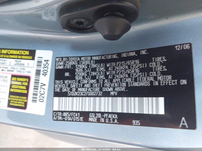2007 Toyota Sienna VIN 5TDZK23C27S002732 IAAI salvage auction — VANDALISM, Salvage (California), sold $625 on 2026-07-30 (photo 9)