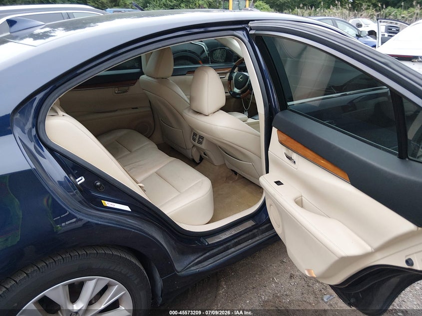 2015 Lexus ES VIN JTHBW1GG4F2094878 IAAI salvage auction — FRONT END, Salvage - Greater Than 75% (Maryland), sold $75 on 2026-07-30 (photo 8)