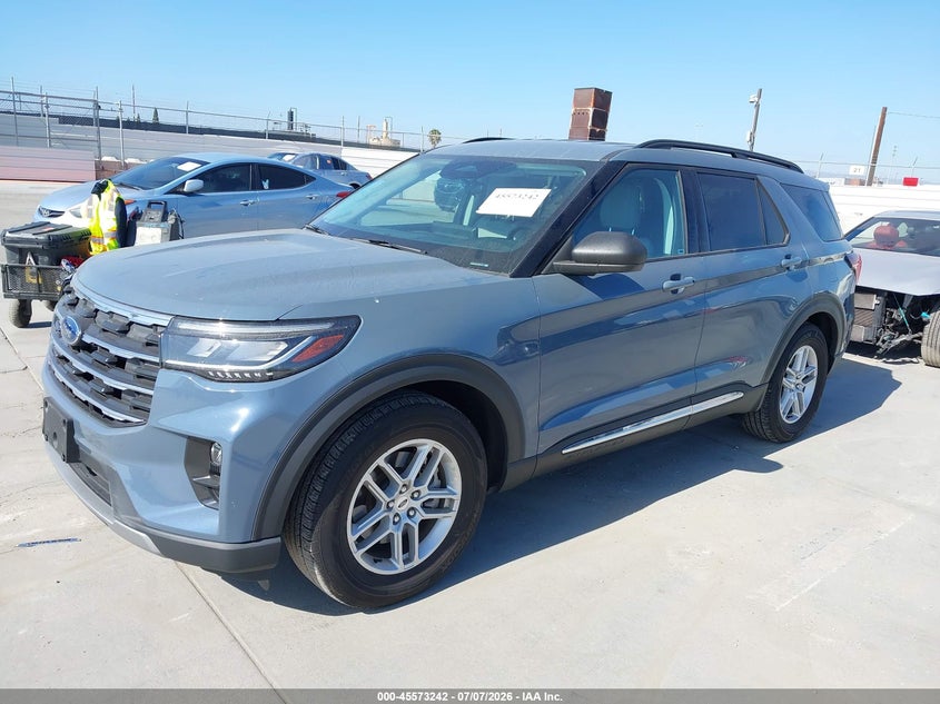 2025 Ford Explorer VIN 1FMUK7DHXSGA27734 IAAI salvage auction — REAR END, Salvage (California), sold $14,400 on 2026-07-25 (photo 2)